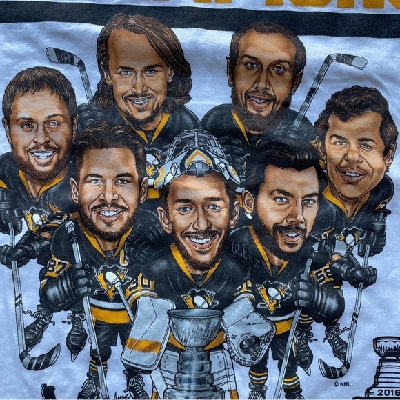 Reebok NHL 2016 Stanley Cup Champions Hockey White Size Small NWT Pittsburgh - Picture 3 of 7